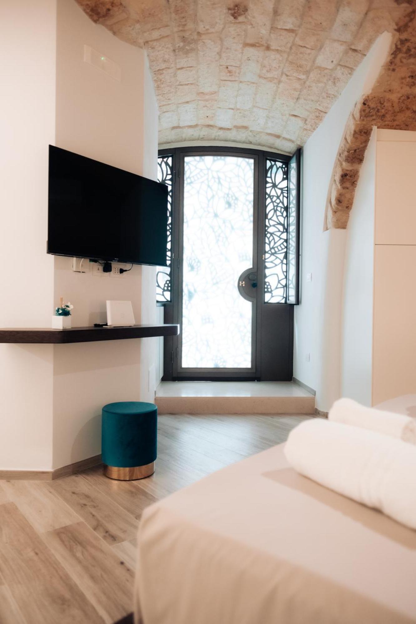 Timeless Apulian Luxury Suite Bari Exterior foto